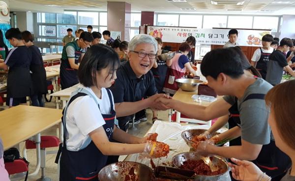 교육혁신에 앞장 선 이호중학교